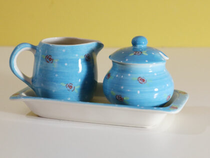 froukjes servies melk en suikerset