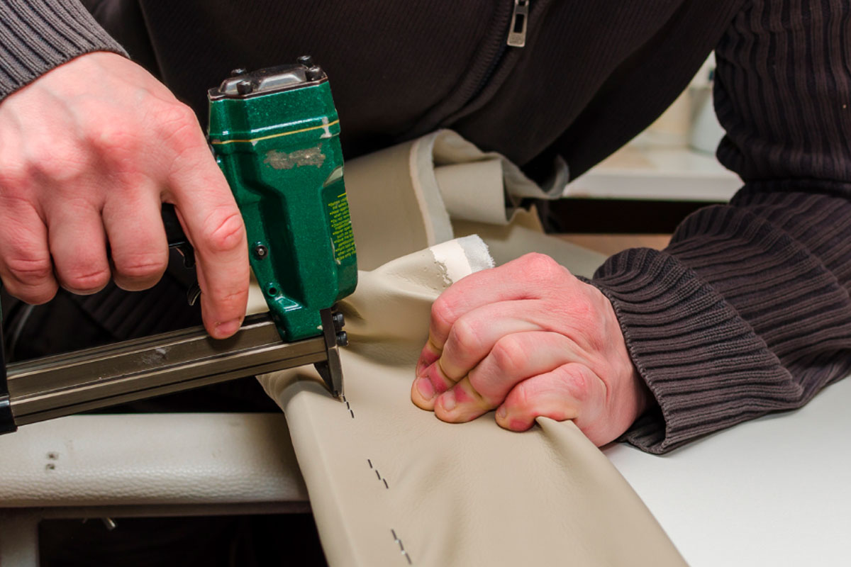 Stoel Stofferen Kosten: Krijg een Op Maat Gemaakte Offerte voor Jouw Perfecte Stoel