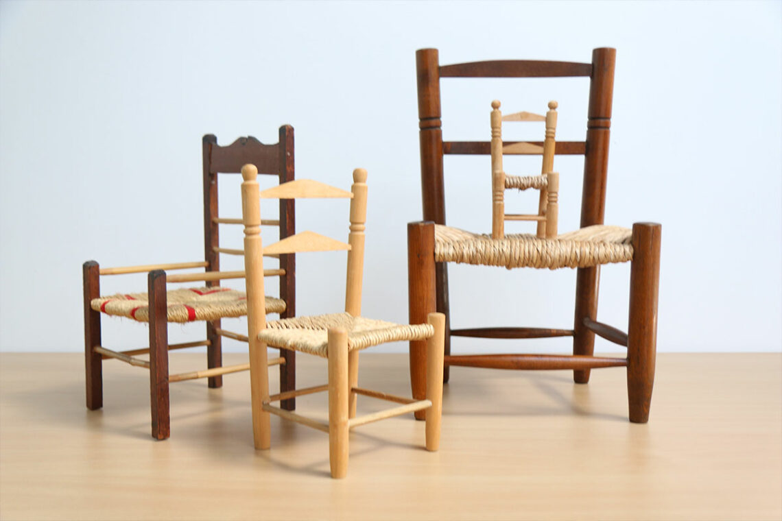 Ouderwetse poppenstoel