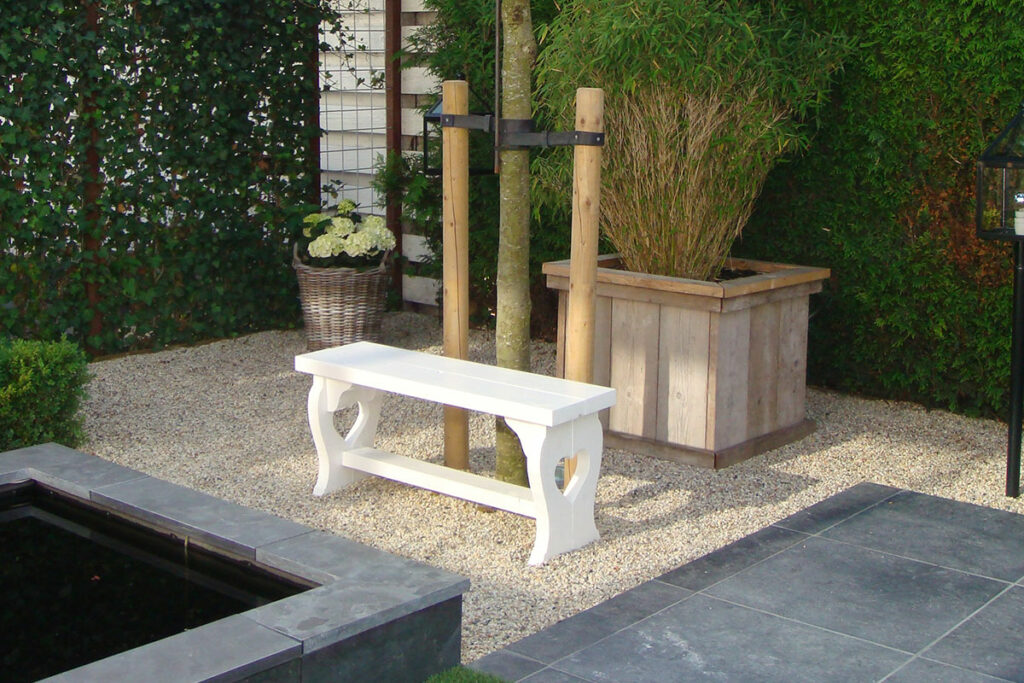 houten tuinbankje met hart