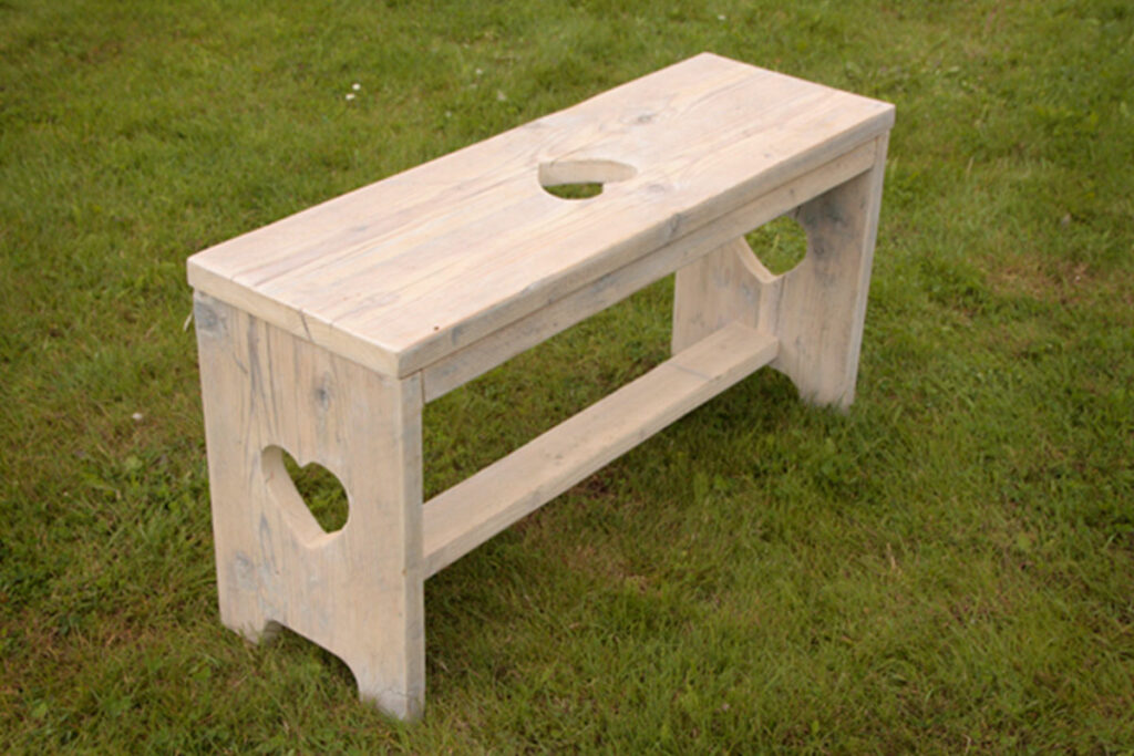 steigerhouten bankje voor binnen