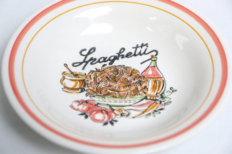 Vintage Ironstone Spaghetti bord