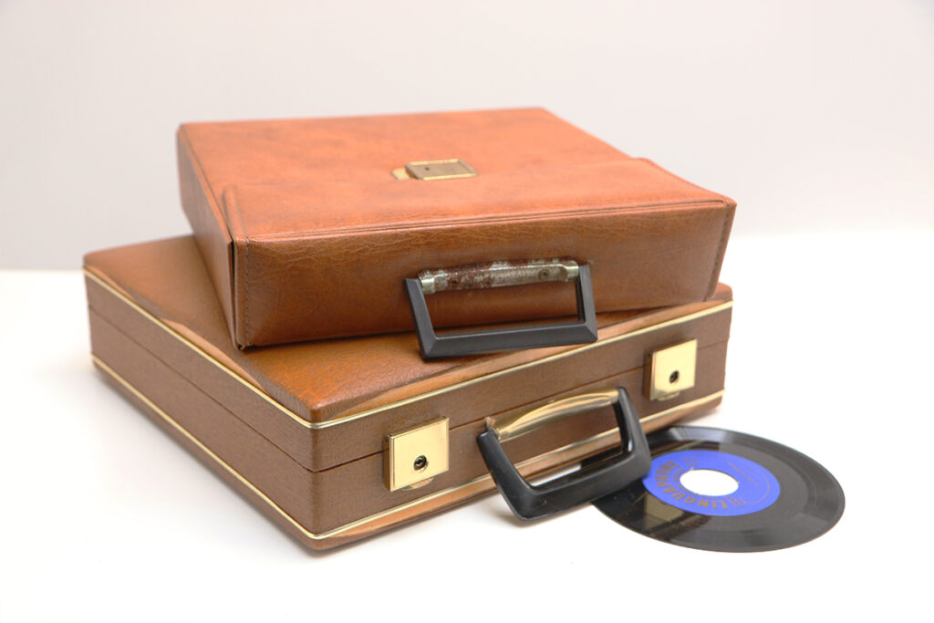 Vintage platenkoffer gebruiken