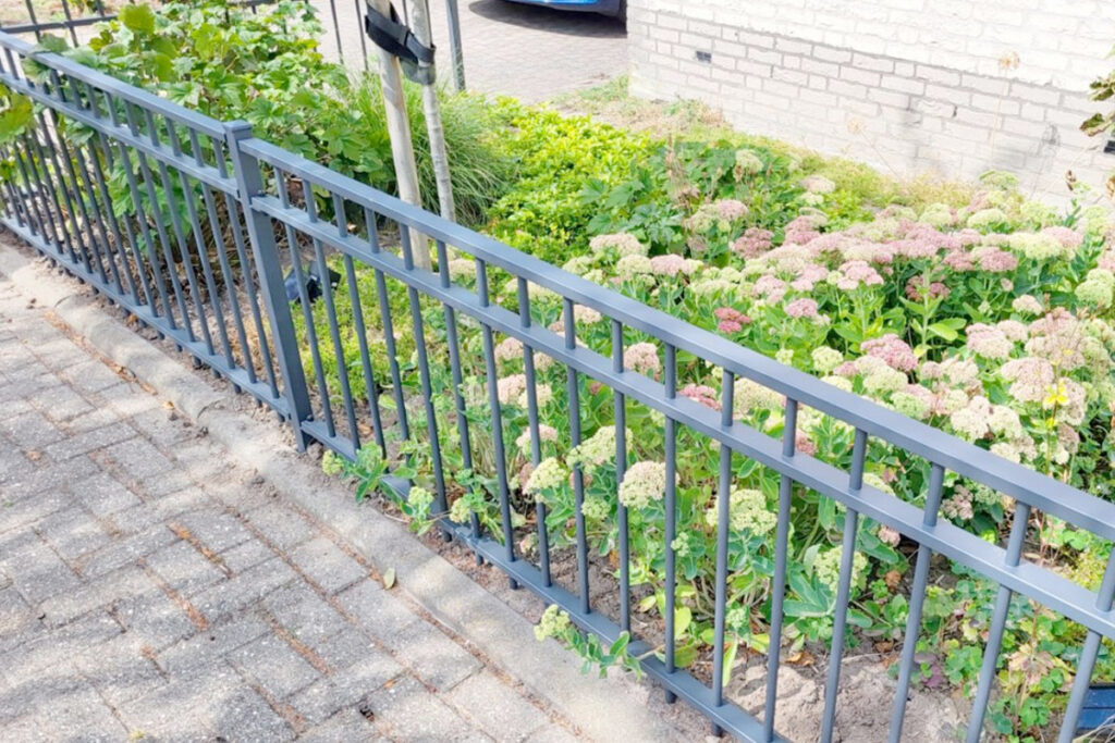 hekwerk om je voortuin laten plaatsen