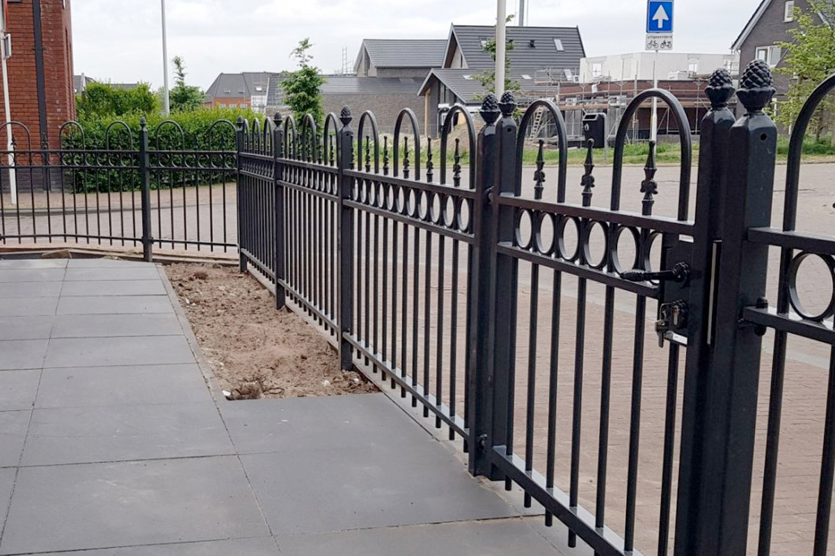 Waar let je op bij het kopen van een tuinhek?