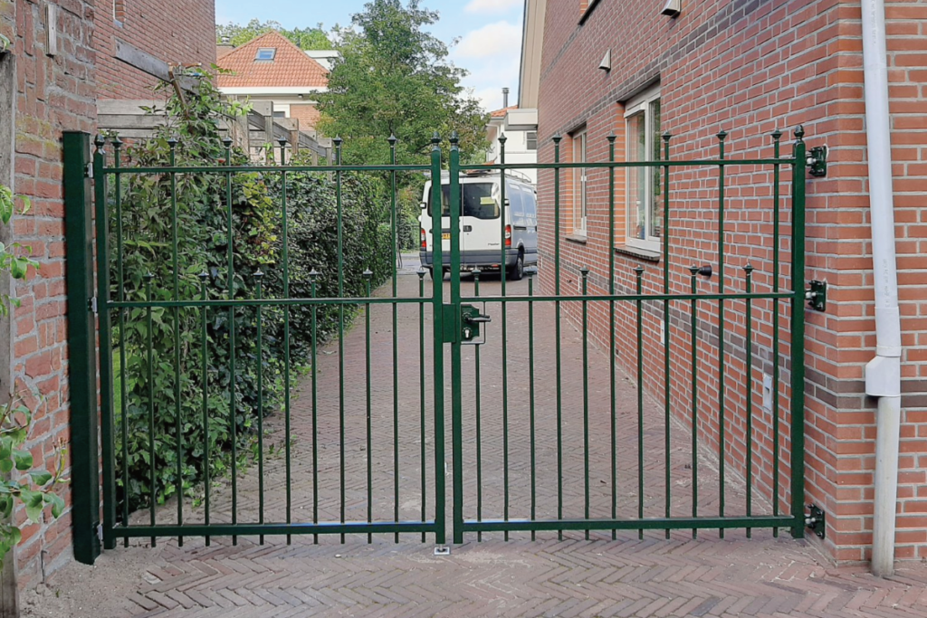 Klassiek tuinhek laten lassen