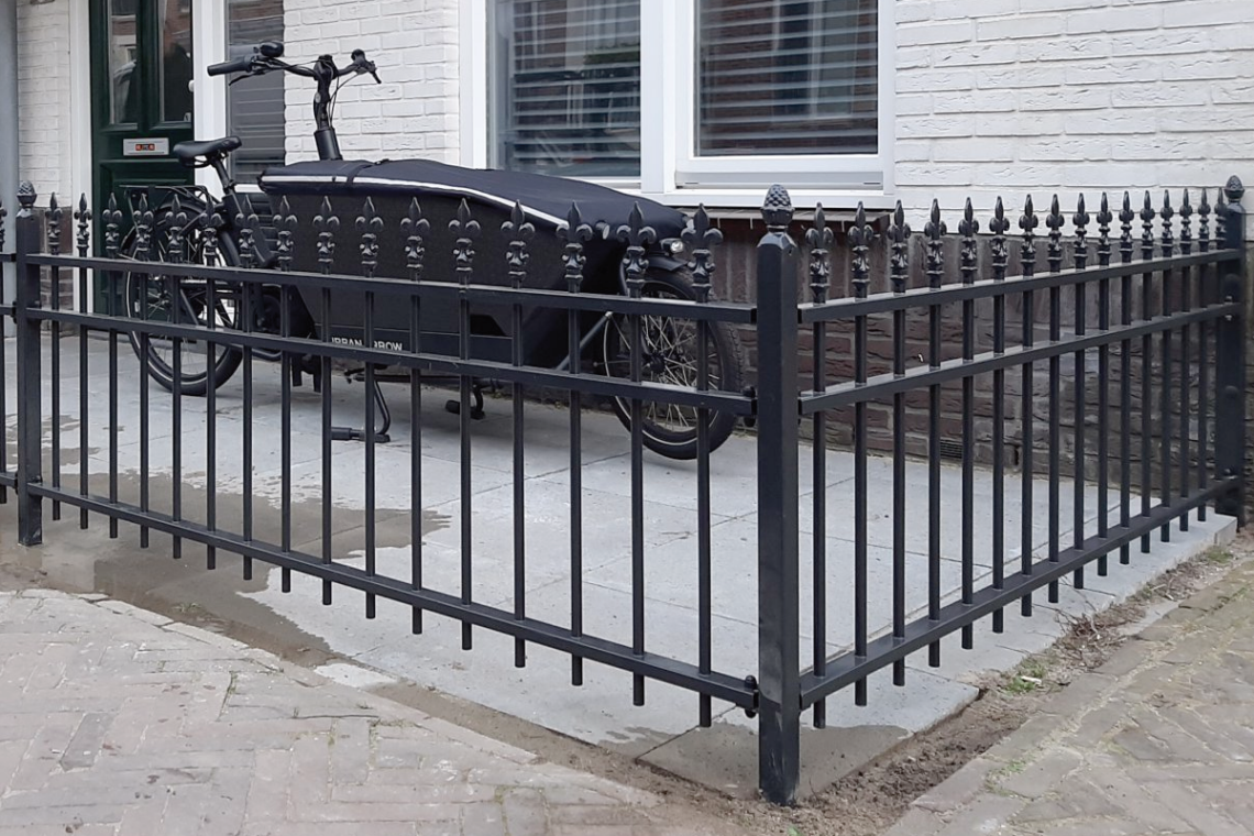 Tuinhek met hekpunten