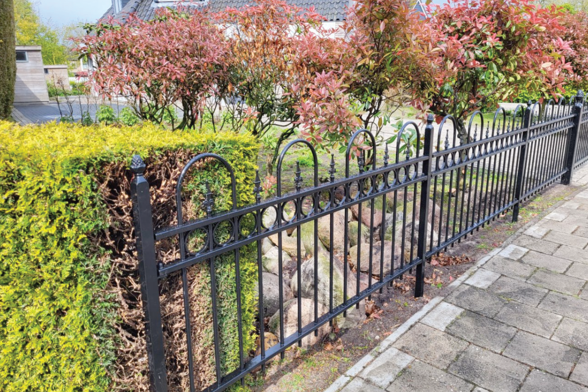 Tuinhekken op maat: stijlvolle, duurzame oplossingen voor elke tuin